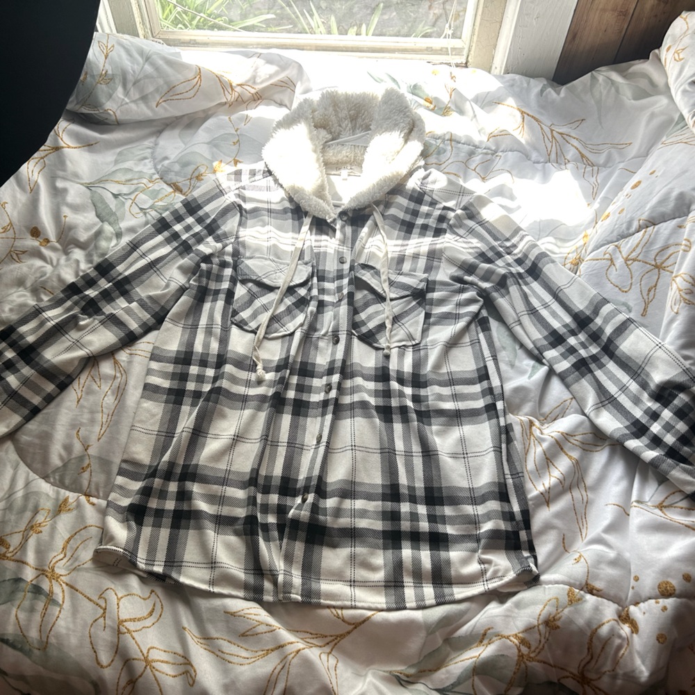 Black and white Flannel
